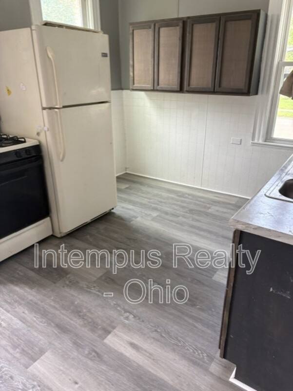 Apartment for rent at 35 Neil St #1, Niles, OH 44446