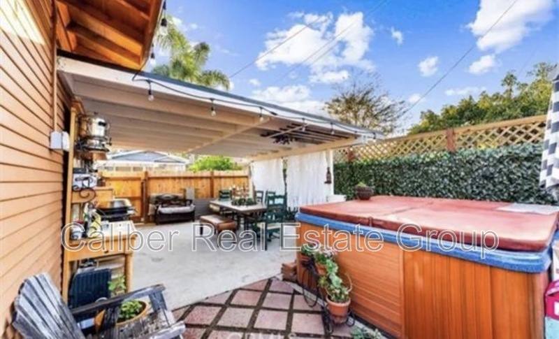 Apartment for rent at 817 1 2 Palmyra, Orange, CA 92866