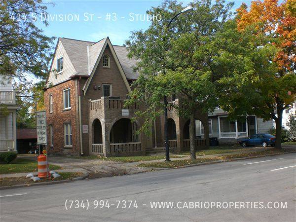 Apartment for rent at 414 S Division St, Ann Arbor, MI 48104