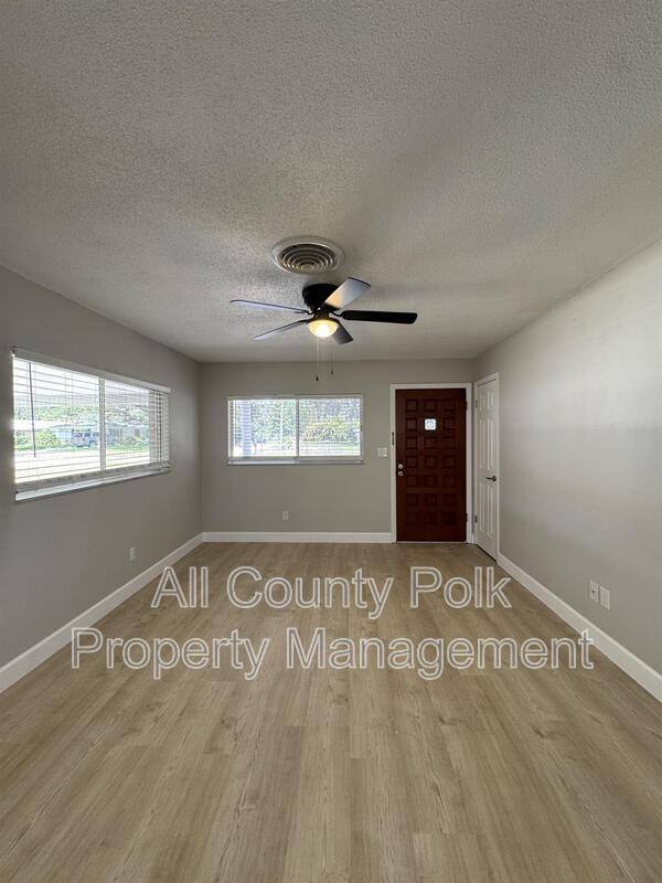 House for rent at 2255 E Helen Circle, Bartow, FL 33830