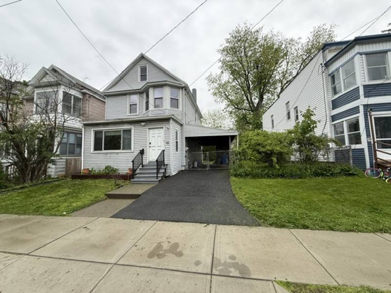 House for rent at 15 Stanwix St, Albany, NY 12209