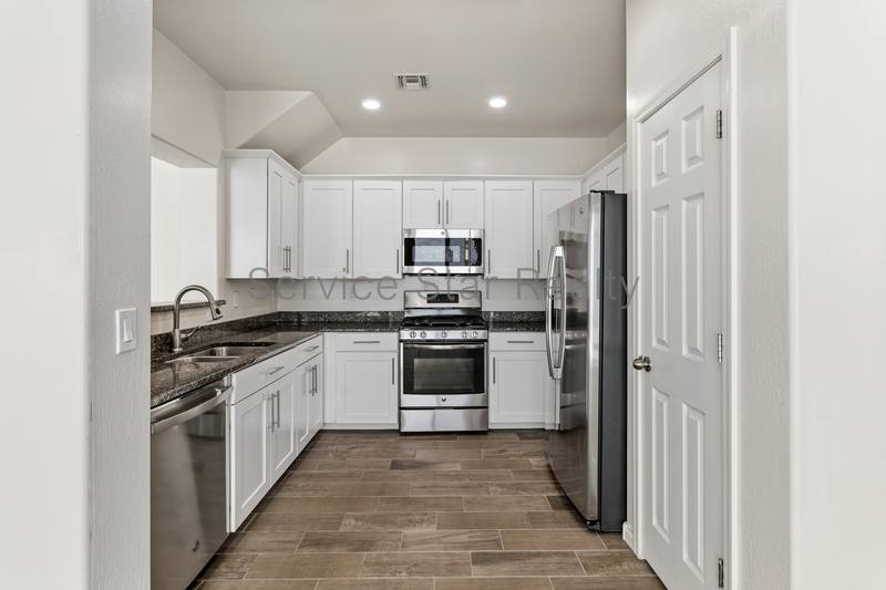House for rent at 3123 S Scarlet Lane, Chandler, AZ 85286