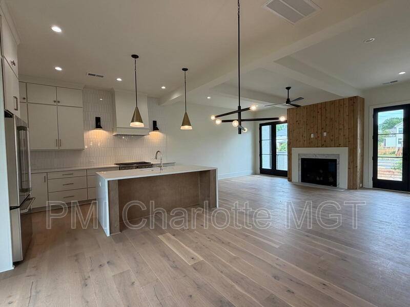 House for rent at 432 Dover Ave, Charlotte, NC 28209
