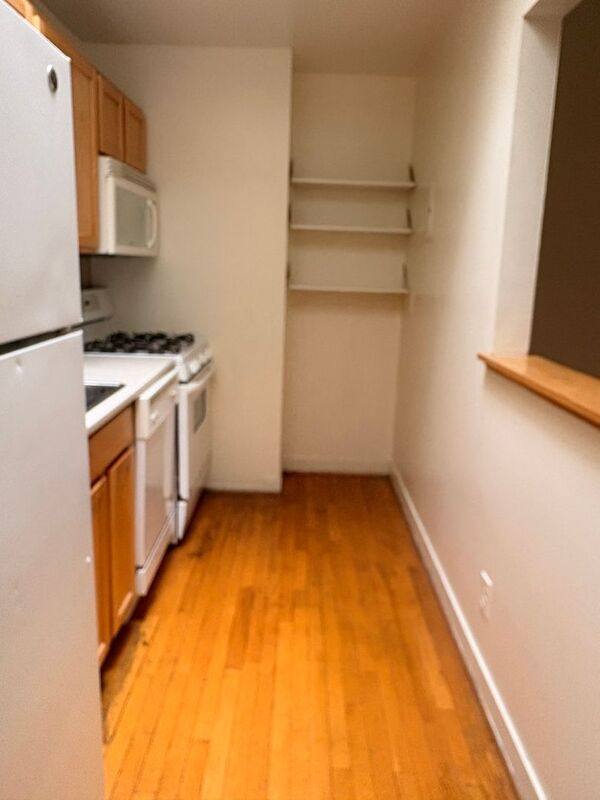 Apartment for rent at 17 W Preston St #15E, Baltimore, MD 21201