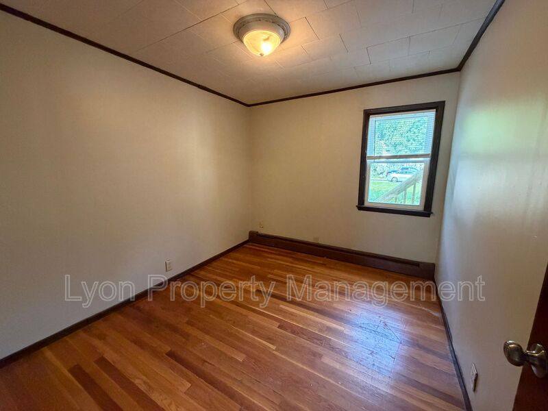 Apartment for rent at 403 Broad St - 1st Floor, Cumberland, RI 02864