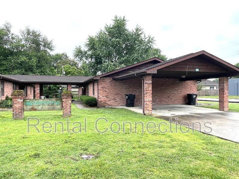 Apartment for rent at 1305 Copeland #A, Marion, IL 62959
