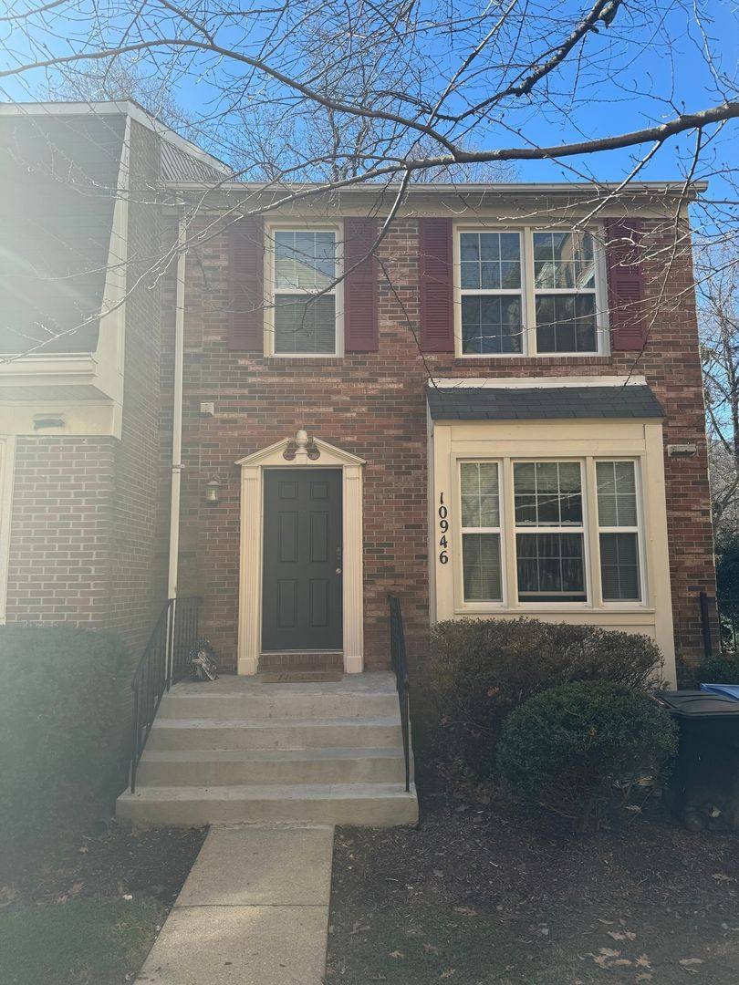 Townhouse for rent at 10946 Rampart Way, Silver Spring, MD 20902