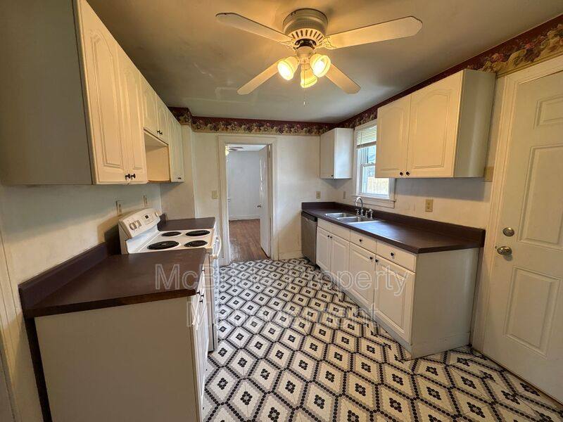 House for rent at 1719 Kissingbower Rd, Augusta, GA 30904