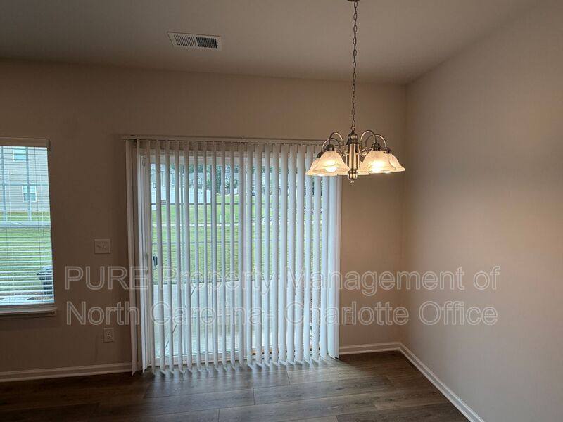 Townhouse for rent at 519 San Marco Dr, Gastonia, NC 28056