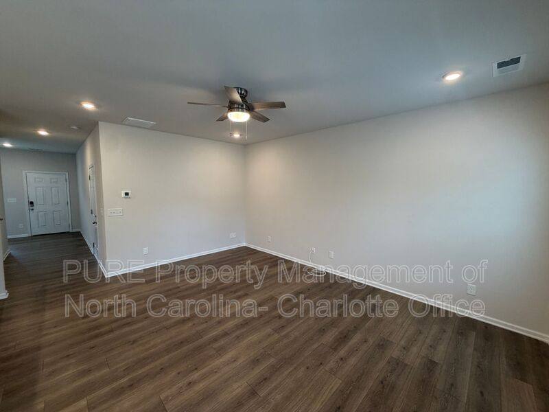 Townhouse for rent at 519 San Marco Dr, Gastonia, NC 28056