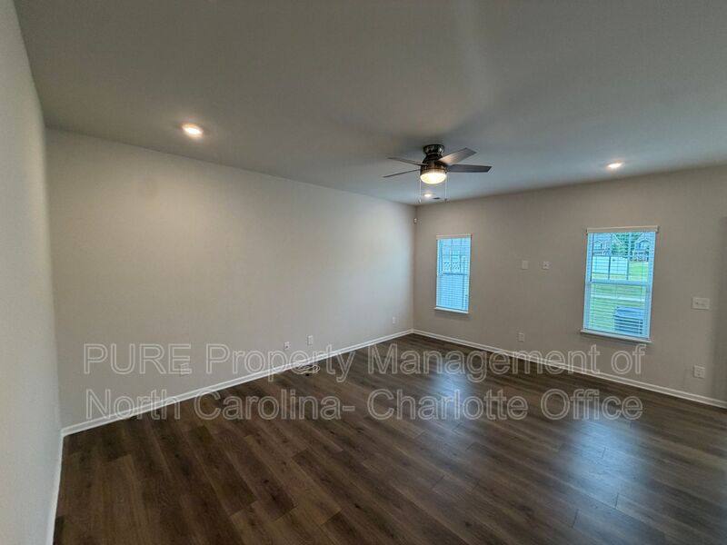 Townhouse for rent at 519 San Marco Dr, Gastonia, NC 28056