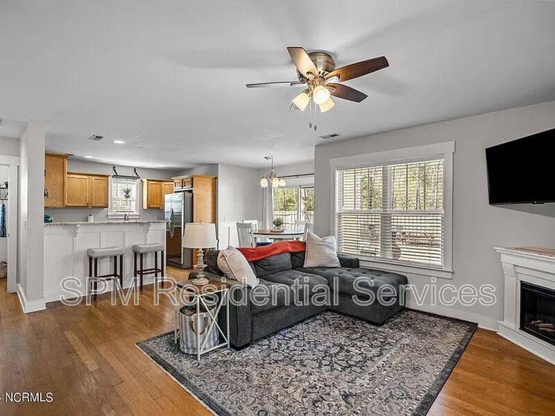 House for rent at 106 Emerson Court, Hampstead, NC 28443