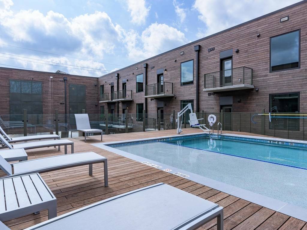 Apartment for rent at 1800 E 4th St, Austin, TX 78702