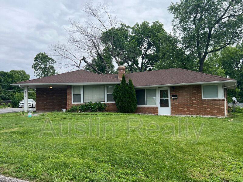 House for rent at 8713 Maryknoll Ave, Saint Louis, MO 63114