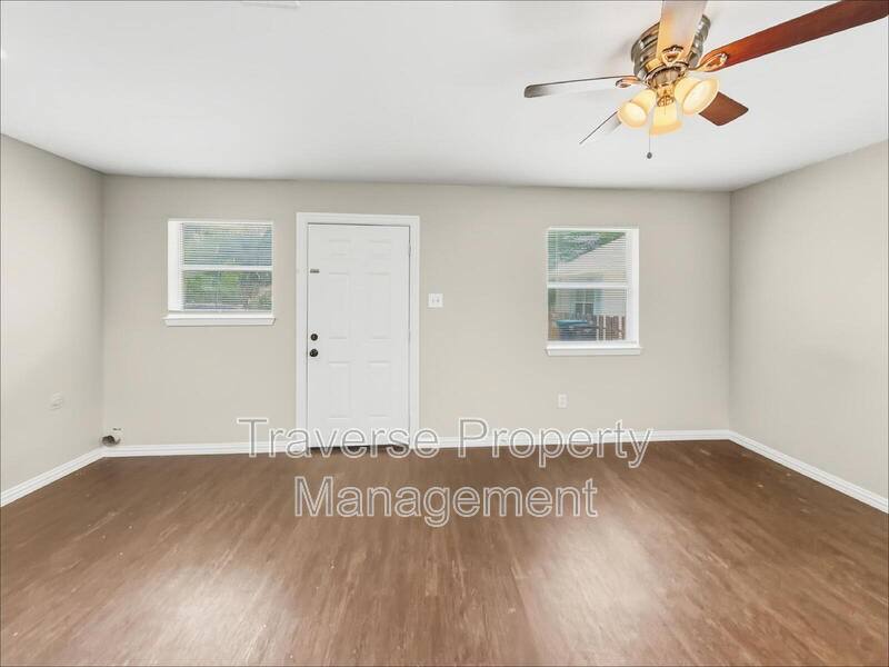 Apartment for rent at 1215 Lowe St, Fort Worth, TX 76110