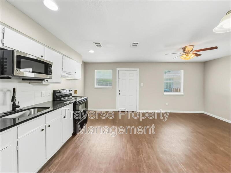 Apartment for rent at 1215 Lowe St, Fort Worth, TX 76110