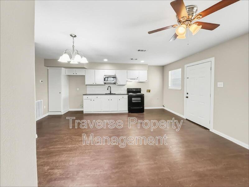 Apartment for rent at 1215 Lowe St, Fort Worth, TX 76110