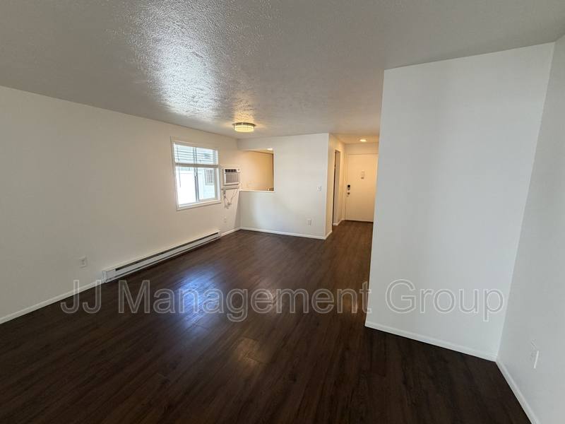 Apartment for rent at 3414 S Grand Blvd #102, Spokane, WA 99203