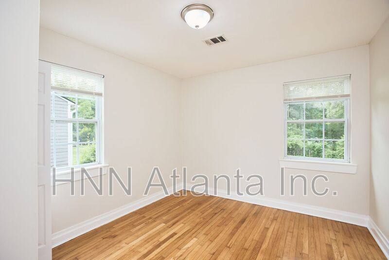Apartment for rent at 158 Hedges St, Marietta, GA 30008