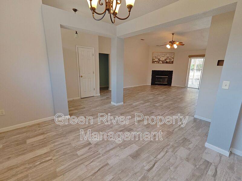 House for rent at 4371 Johns Cemetery Rd, Middleburg, FL 32068