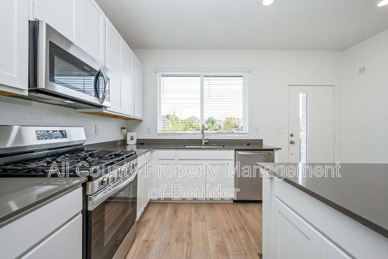 Townhouse for rent at 1432 Sanitas Lane, Lafayette, CO 80026