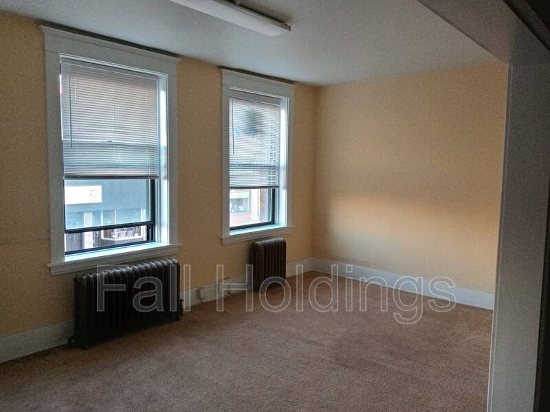 Apartment for rent at 2918-20 W Liberty Ave #2918 B, Pittsburgh, PA 15216