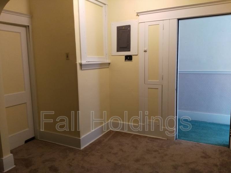 Apartment for rent at 2918-20 W Liberty Ave #2918 B, Pittsburgh, PA 15216