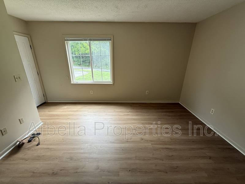 Apartment for rent at 103 S Beech St #15, Johnson City, TN 37604