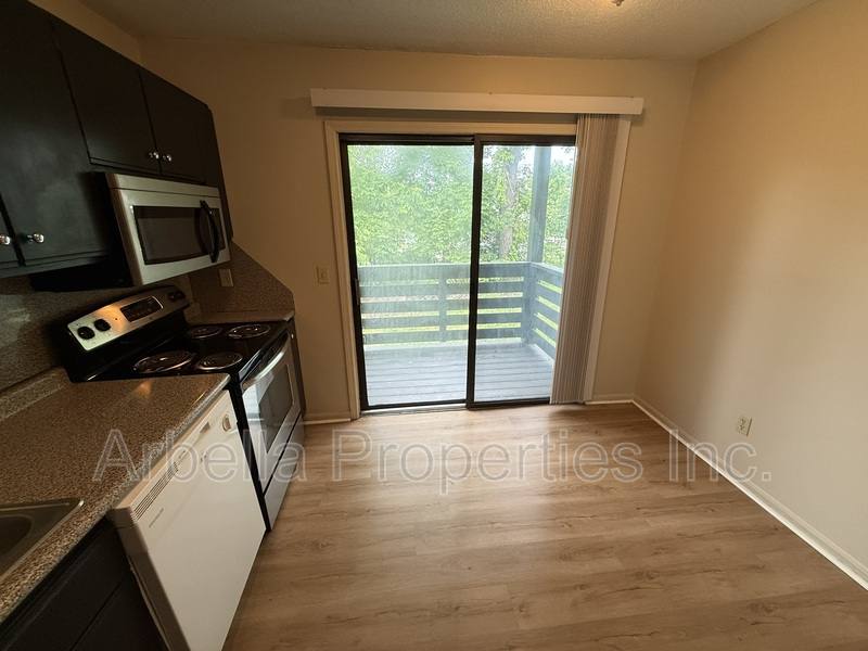 Apartment for rent at 103 S Beech St #15, Johnson City, TN 37604