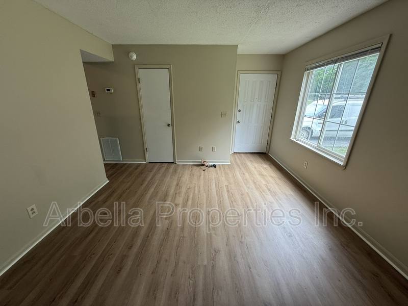 Apartment for rent at 103 S Beech St #15, Johnson City, TN 37604
