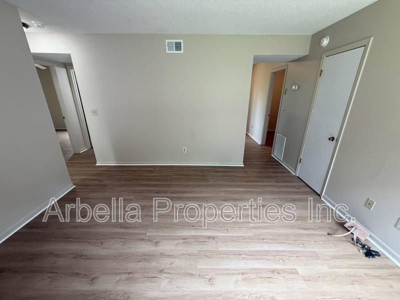 Apartment for rent at 103 S Beech St #15, Johnson City, TN 37604