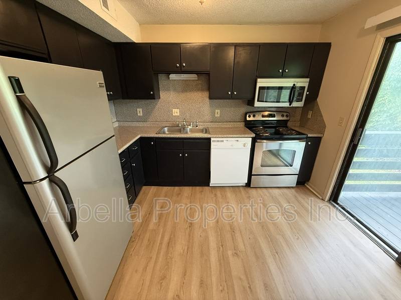 Apartment for rent at 103 S Beech St #15, Johnson City, TN 37604