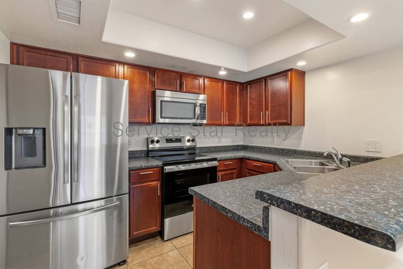 Condo for rent at 1432 W Emerald Ave #671, Mesa, AZ 85202