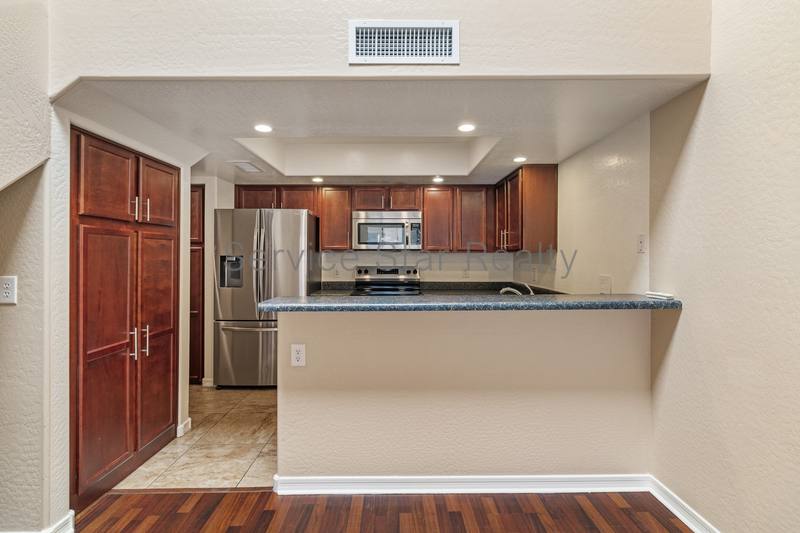 Condo for rent at 1432 W Emerald Ave #671, Mesa, AZ 85202