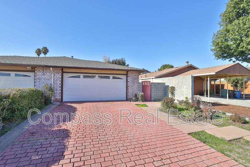 House for rent at 31101 Fredi St, Union City, CA 94587