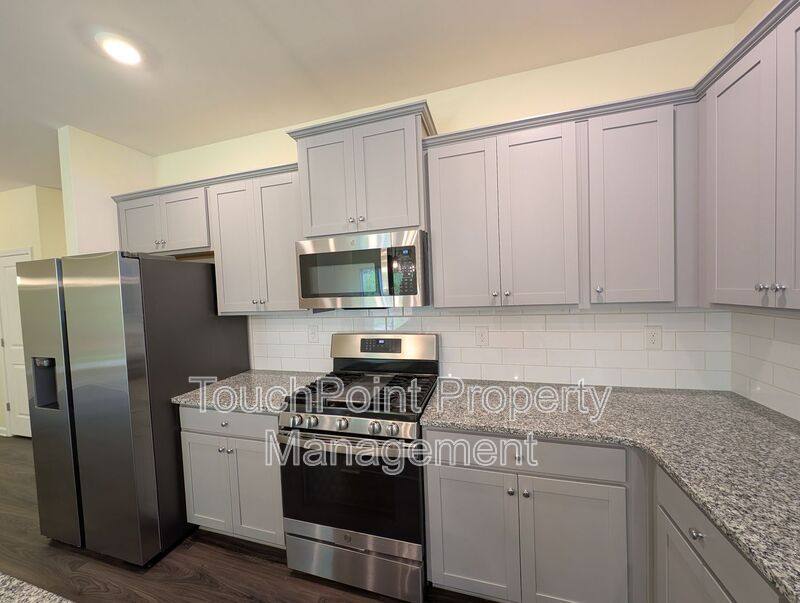 House for rent at 7016 Wheyfield Dr, Charlotte, NC 28215