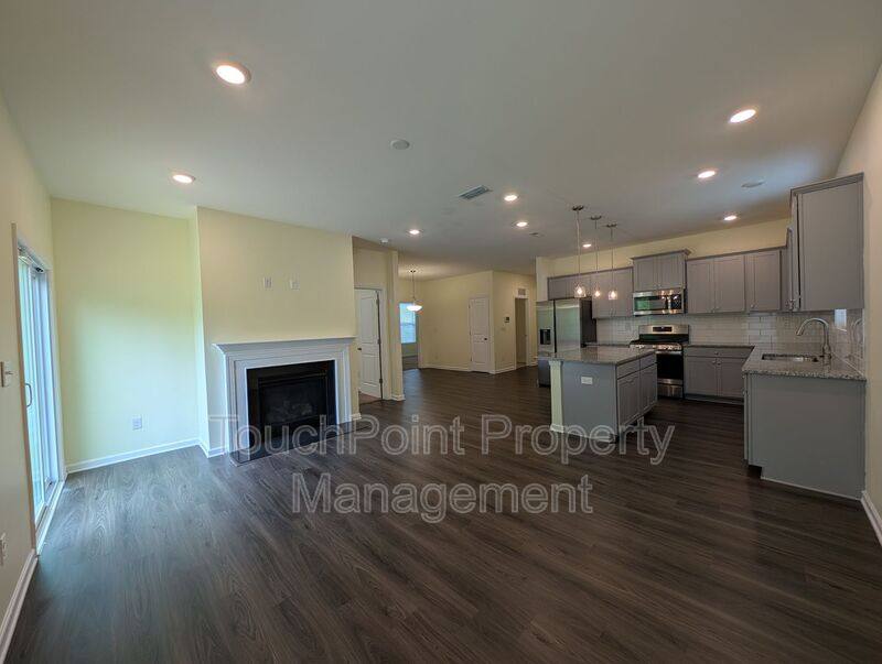 House for rent at 7016 Wheyfield Dr, Charlotte, NC 28215
