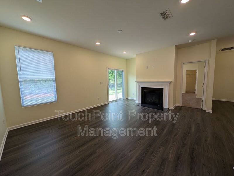 House for rent at 7016 Wheyfield Dr, Charlotte, NC 28215