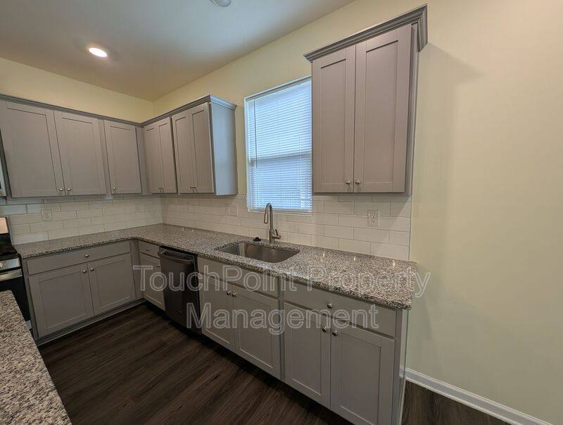 House for rent at 7016 Wheyfield Dr, Charlotte, NC 28215