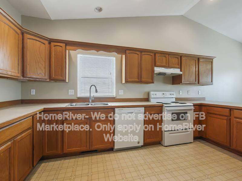 Apartment for rent at 819 S Russell St, Airway Heights, WA 99001