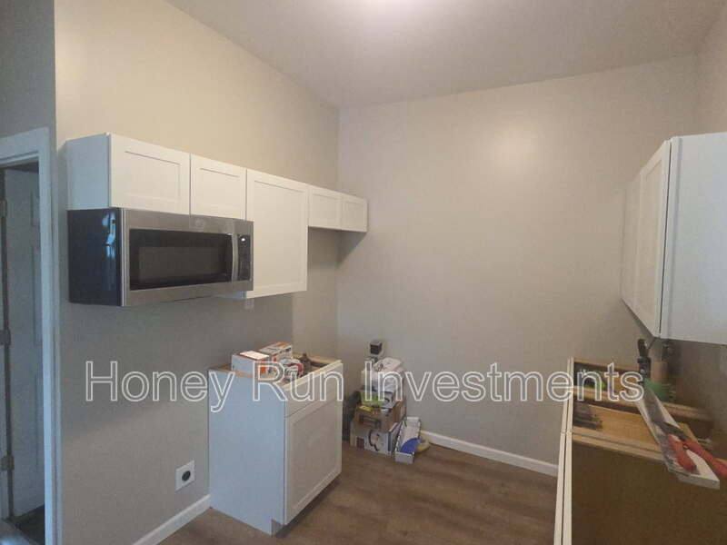 House for rent at 722 N Elizabeth St, Lima, OH 45801