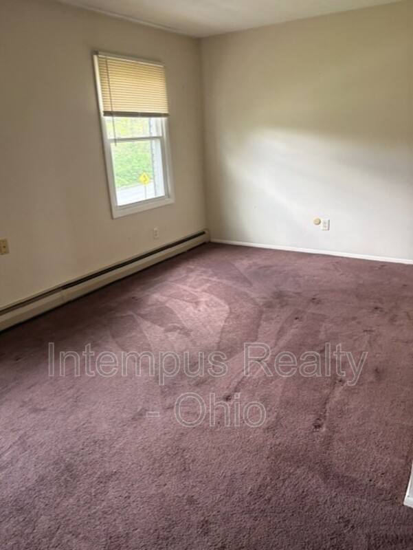 Apartment for rent at 203 S Elruth Ave #4, Girard, OH 44420
