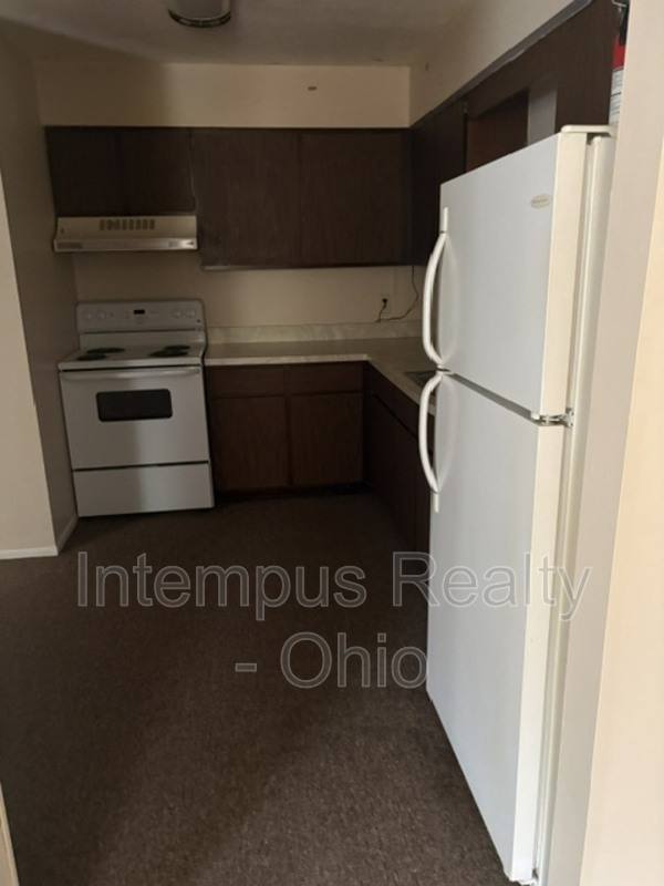 Apartment for rent at 203 S Elruth Ave #4, Girard, OH 44420