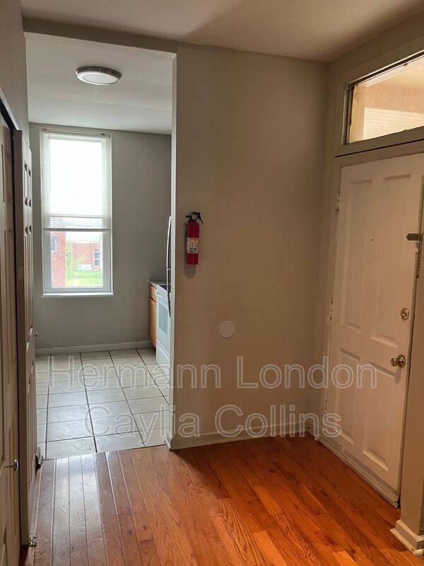 Apartment for rent at 1708 S Tucker Blvd #C, Saint Louis, MO 63104