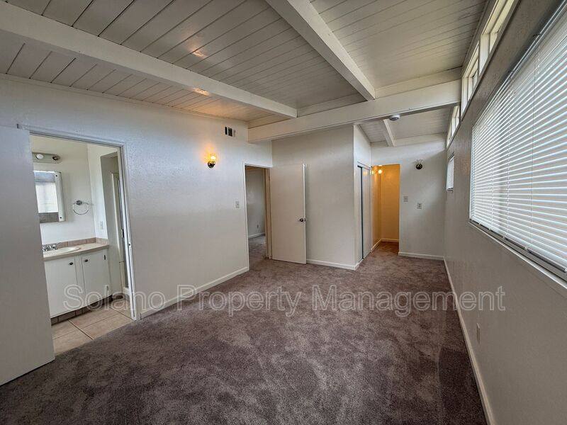 Apartment for rent at 1615 Kentucky St, Fairfield, CA 94533