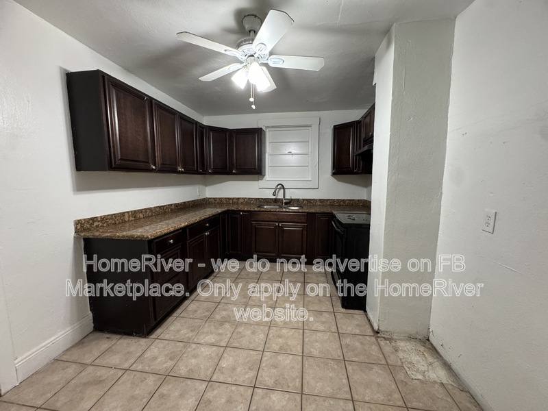 Apartment for rent at 1645 W 17th St #1, Jacksonville, FL 32209