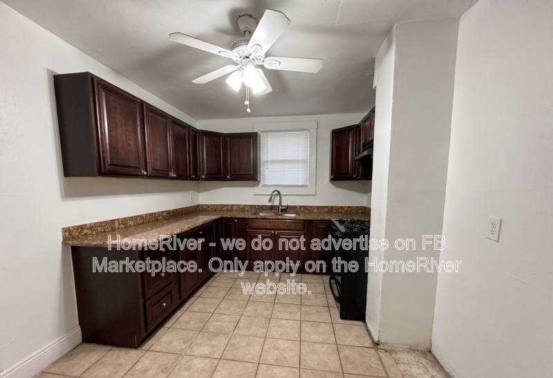 Apartment for rent at 1645 W 17th St #1, Jacksonville, FL 32209