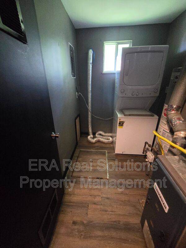 Apartment for rent at 375 S Burgess Ave, Columbus, OH 43204