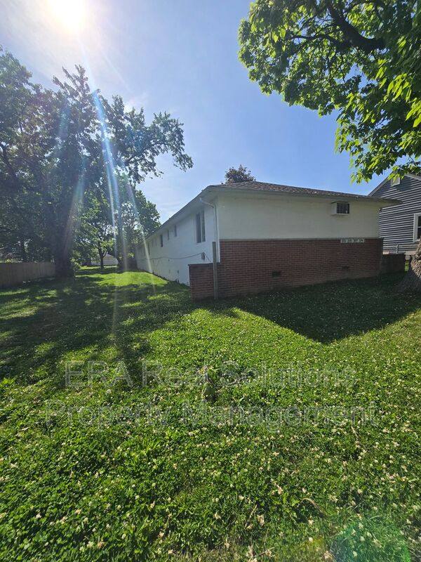 Apartment for rent at 375 S Burgess Ave, Columbus, OH 43204
