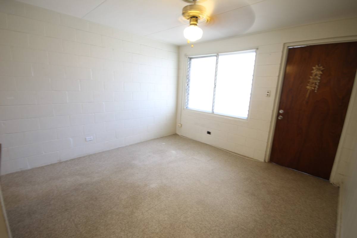 Apartment for rent at 2304 Kapiolani Blvd, Honolulu, HI 96826